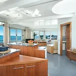 Apt Magnifics With Sea View By Js Villas